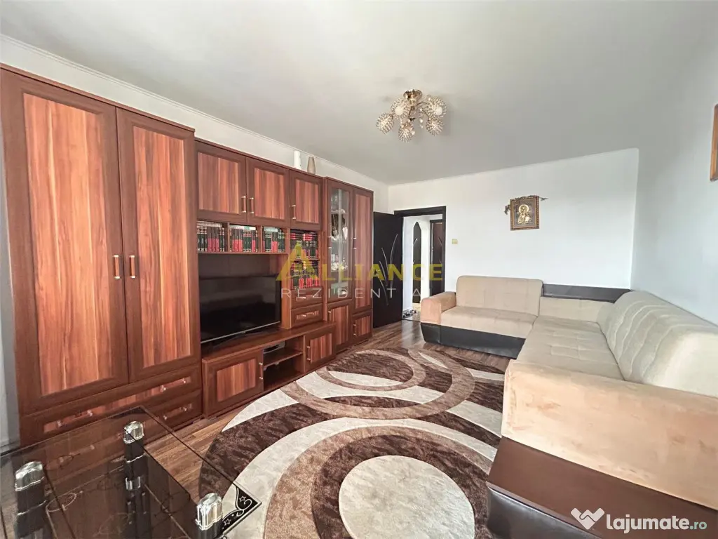 Grand Arena - 3 Camere Decomandat