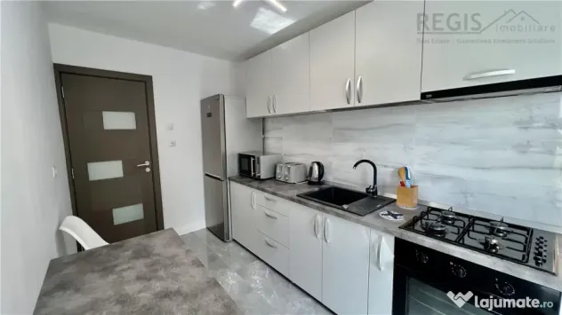 Apartament de inchiriat 2 camere, modern, insorit Faget