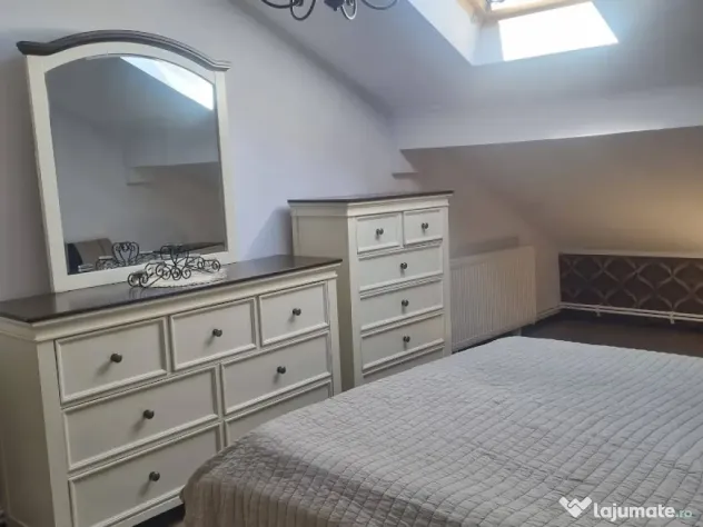 Apartament 4 camere in vila Trivale