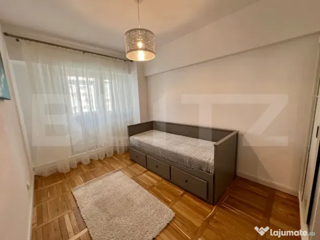 Apartament modern cu 3 camere, 85 mp, centrala si AC, zona C