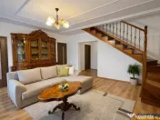 Vila spatioasa in Sancraiu, 2 intrari, foisor, parcare,5 min 