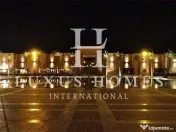 Vilă spațioasă cu terasă pe acoperiș și piscină privată  pe un teren de golf 