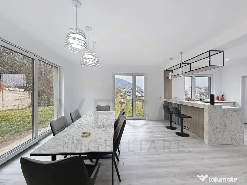 Casa noua cu 3 dormitoare+living, curte generoasa, in Gilau