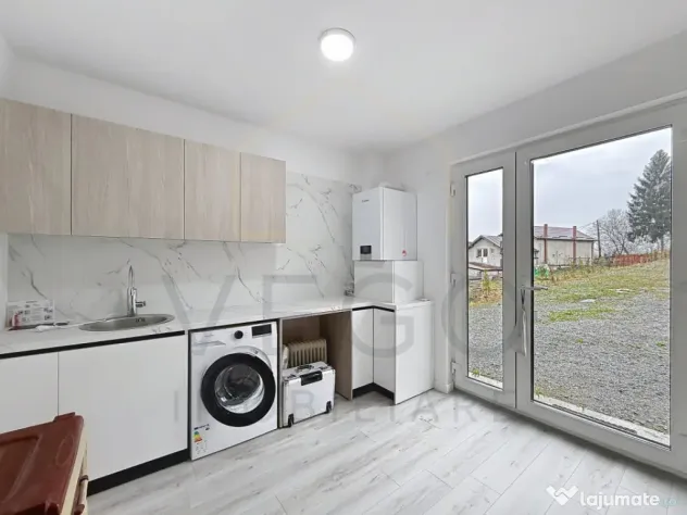 Casa noua cu 3 dormitoare+living, curte generoasa, in Gilau