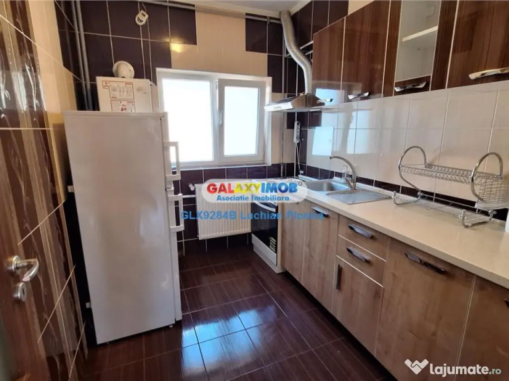 Apartament 3 camere 80 mp | Parcare - Curte | M. Aparatorii