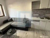 Casa 10 camere, 5 bai, 380 mp teren - zona Astra 