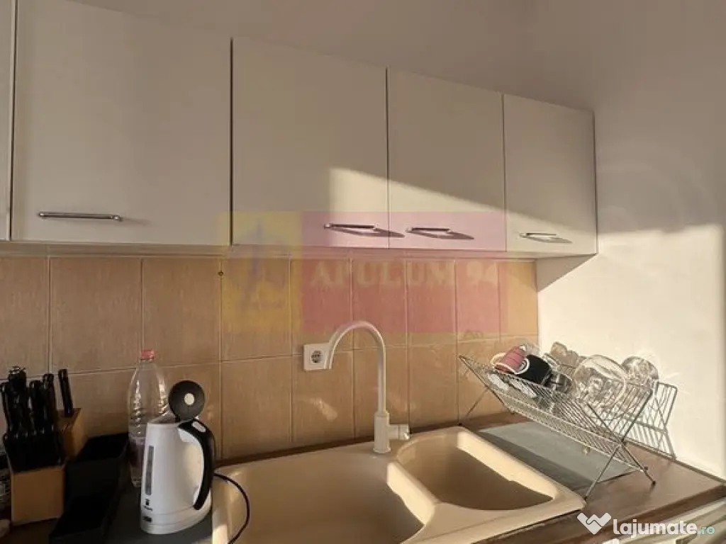 Garsonieră cu balcon Complexul Rasarit de Soare, Titan