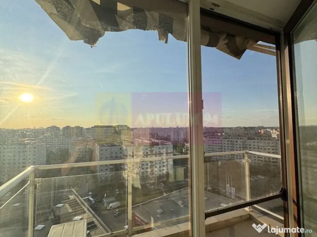 Garsonieră cu balcon Complexul Rasarit de Soare, Titan