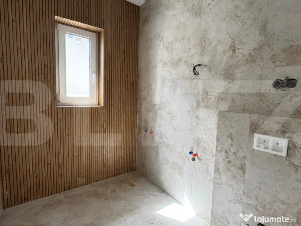 Casă pe un singur nivel, 4 camere, teren 612 mp, finisată