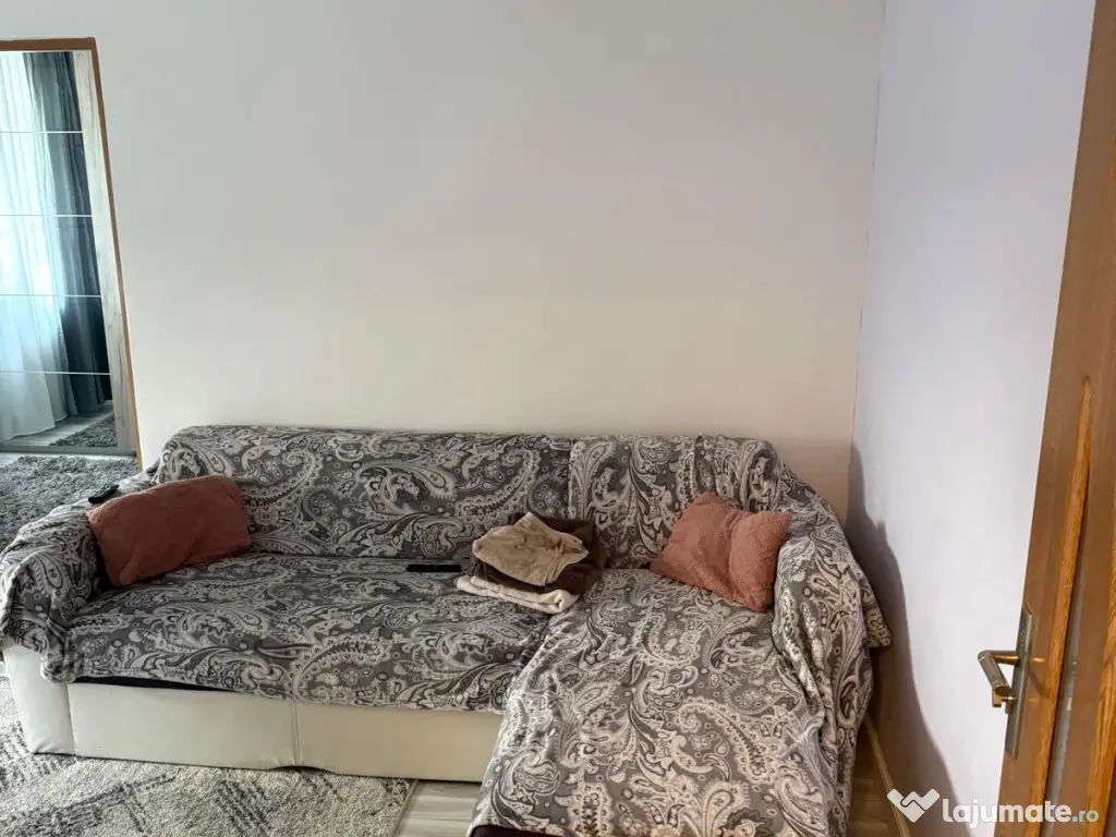 Apartament de inchiriat