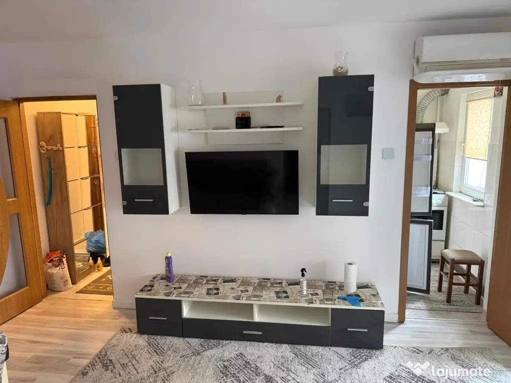 Apartament de inchiriat