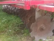 Vând semanatoare porumb unisem sicam 