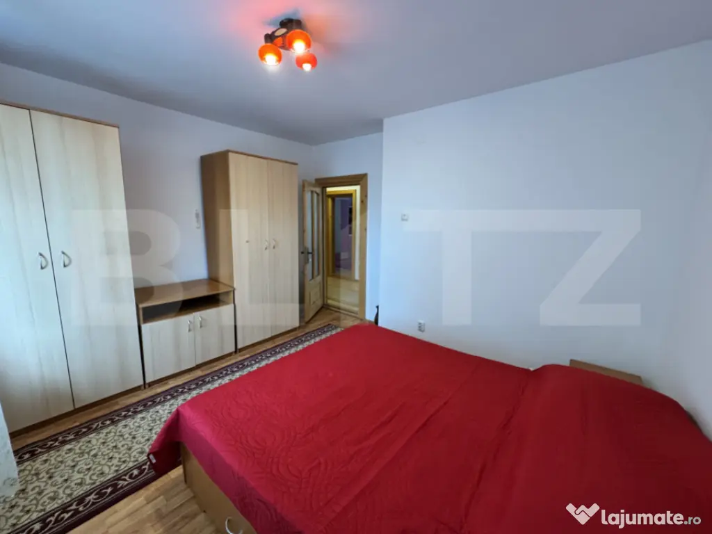 Apartament cu 3 camere de închiriat, parter, complet utilat