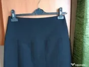 2 fuste scurte noi M