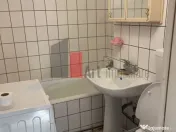 APARTAMENT 3 CAMERE -IANCU DE HUNEDOARA/ LANGA GUVERN 