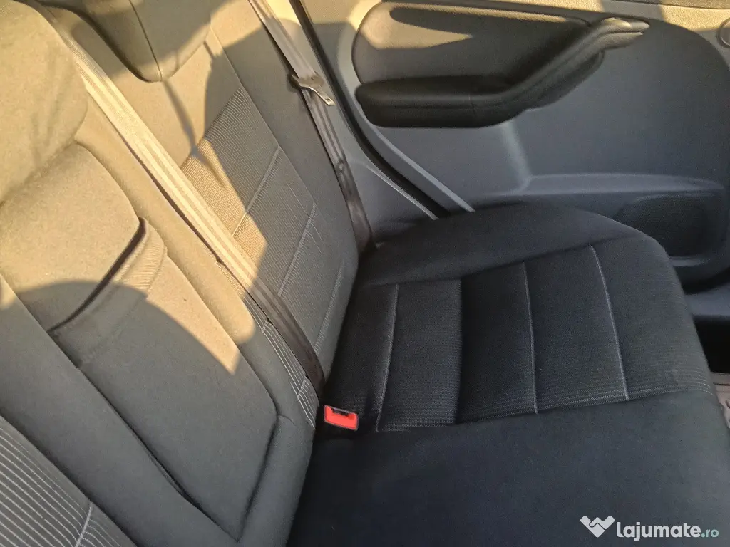 Mașină de vânzare!