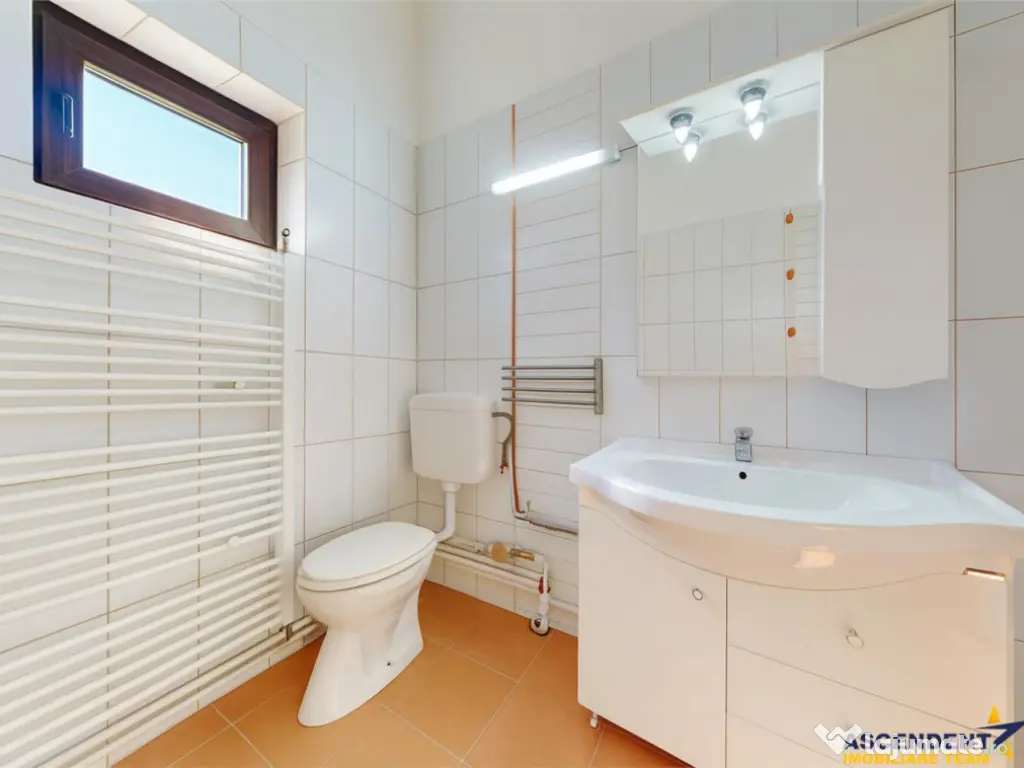 Tur LIVE!Casa cu arhitectura traditionala, curte spatioasa,f