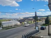 Vând apartament cu 4 camere 