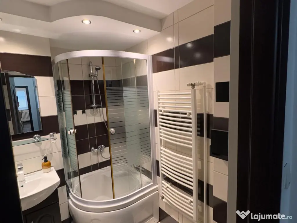 Închiriez Apartament 3 camere spațios Agigea sos. Mangaliei