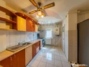 Apartament cu 2 camere de închiriat în zona Micalaca 