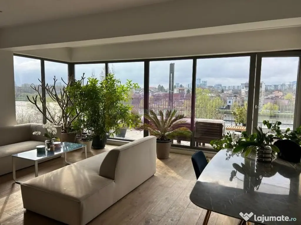 Vanzare ap. 3 cam. cu vedere panoramica pe malul lacului ...