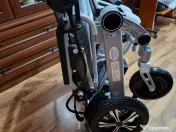 Scaun cu rotile electric 