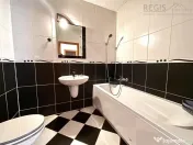 De | 3 camere decomandat, parcare si boxa 