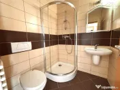 De | 3 camere decomandat, parcare si boxa 