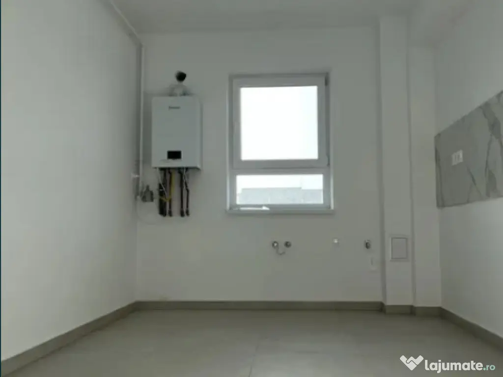 Apartament 3 camere, decomandat - zona Tractorul