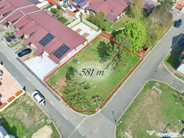 Teren intravilan 581 mp în cartierul Verde, Arad