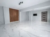 SPATIU COMERCIAL//ZONA BARAOLT VEST