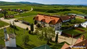 FILM! Complex agrozootehnic cu traditie, echipat pretios p 