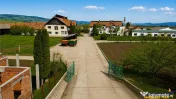 FILM! Complex agrozootehnic cu traditie, echipat pretios p 