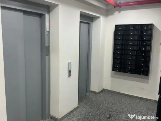 Garsoniera de inchiriat la 7 minute de metrou Berceni