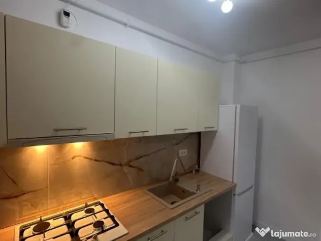 Garsoniera de inchiriat la 7 minute de metrou Berceni