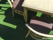 Scaun lemn masiv si masa patru persoane 