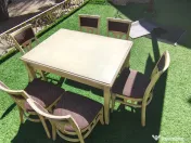 Scaun lemn masiv si masa patru persoane 