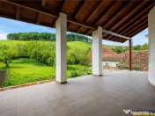 Cocheta casa renovata vila spatioasa, domeniu de 1.500mp,San 