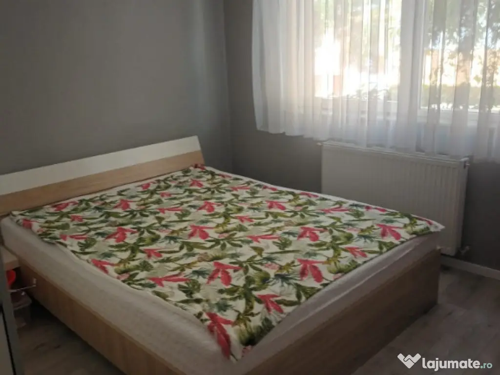 Ap 2 decomandat, mobilat si utilat, parcare zona Florilor, Floresti