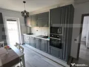 Apartament 2 camere, decomandat, modern, parcare, zona Flori 