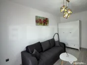 Apartament 2 camere, decomandat, modern, parcare, zona Flori 