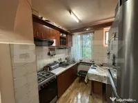 Apartament 3 camere decomandat, 48 mp, Zona Botizului 