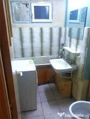 Apartament 2 camere zona Garii parter,liber,82000 Euro 