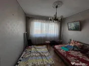 - Apartament 3 camere conf. 1 decomandat Plantelor, etaj int 