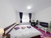 Apartament 3 camere, decomandat, cu 2 bai, etaj 1, Bartolome 