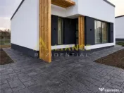 Casa parter- placa de beton- str asfaltata- 4 camere 