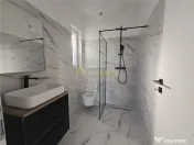 Casa parter- placa de beton- str asfaltata- 4 camere 