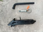 Vand cric auto provenit opel astra 