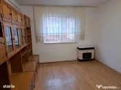 Garsoniera decomandata - zona Ghimbav 