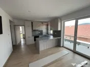 Apartament cu 2 camere MOBILAT UTILAT de vânzare în zon... 